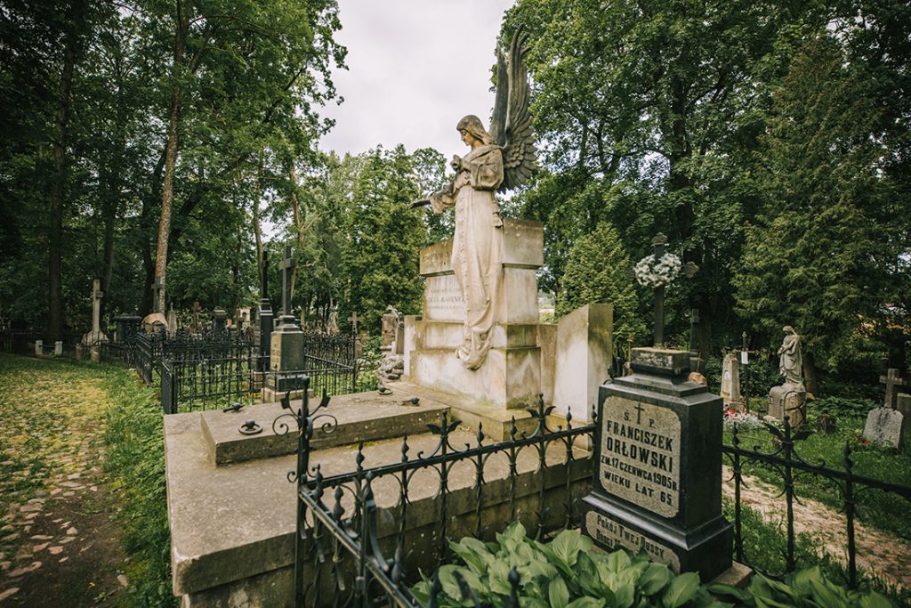 Republika Zarzecza co warto zobaczyć, Cmentarz Bernardyński w Wilnie